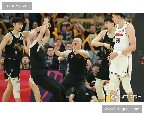 CBA最新消息足球裁判:CBA最新足球裁判与判罚规则更新 CBA最新消息足球裁判:CBA最新足球裁判与判罚规则更新